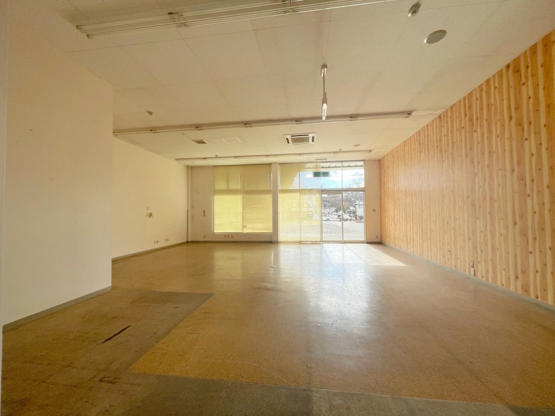 賃貸 物件、場所 長野県茅野市米沢 物件金額 440000円 | 0 475.75 ㎡