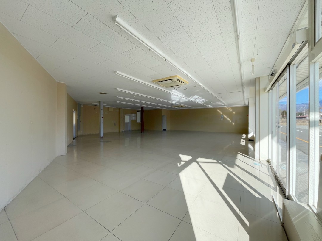 賃貸 物件、場所 長野県茅野市米沢 物件金額 440000円 | 0 475.75 ㎡